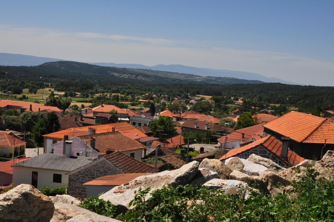 Pinheirinhos - Quinta De Sao Caetano Villa Carapito Bagian luar foto